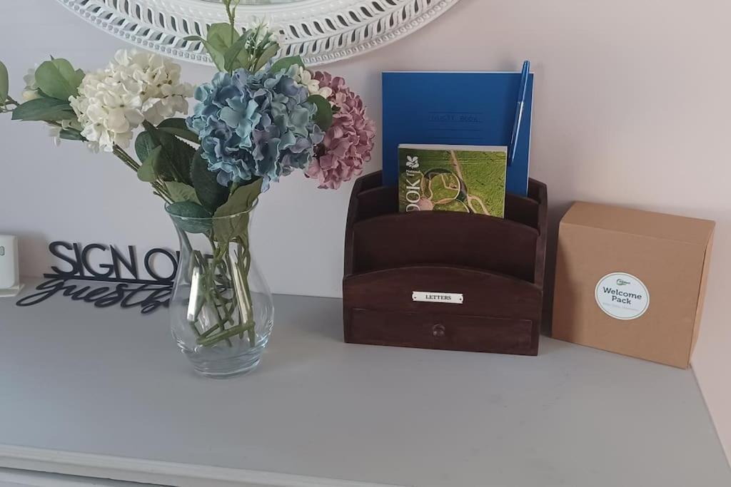 Town Centre House Close To Train Station And School * Rugby