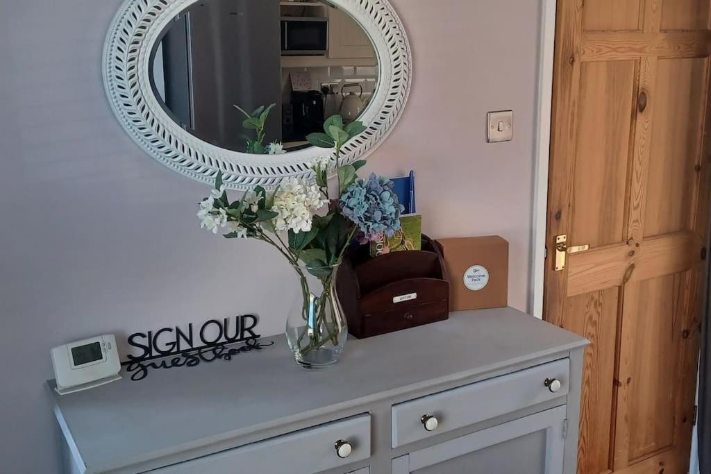 Holiday home Town Centre House Close To Train Station And School *