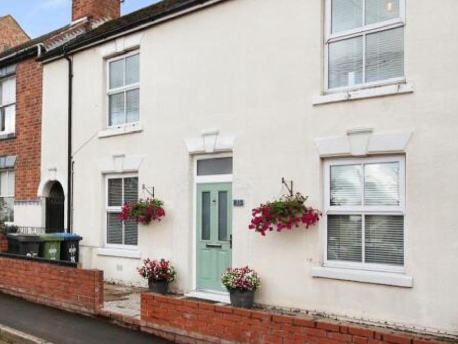 Holiday home Town Centre House Close To Train Station And School