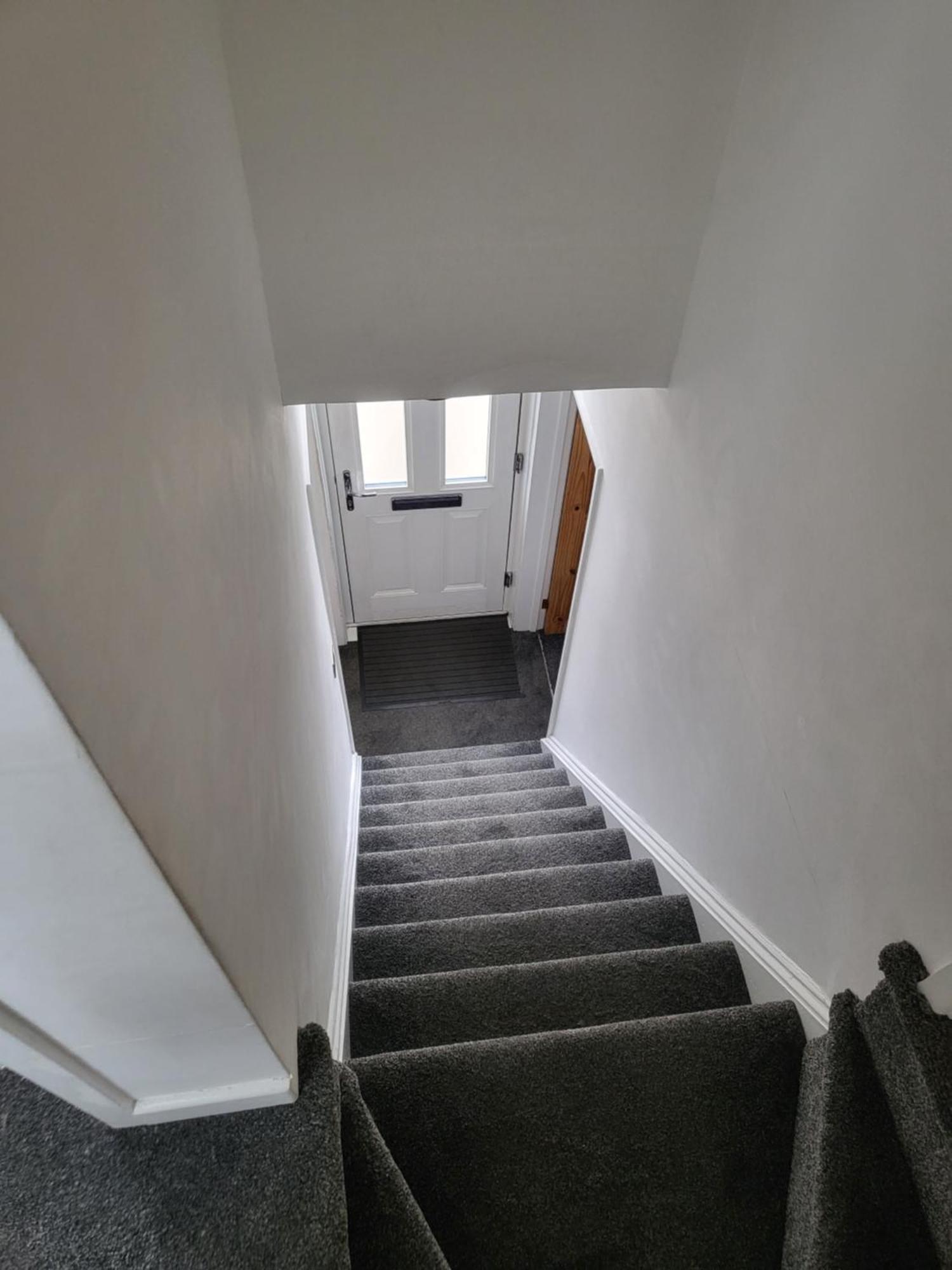 Town Centre House Close To Train Station And School Holiday home *