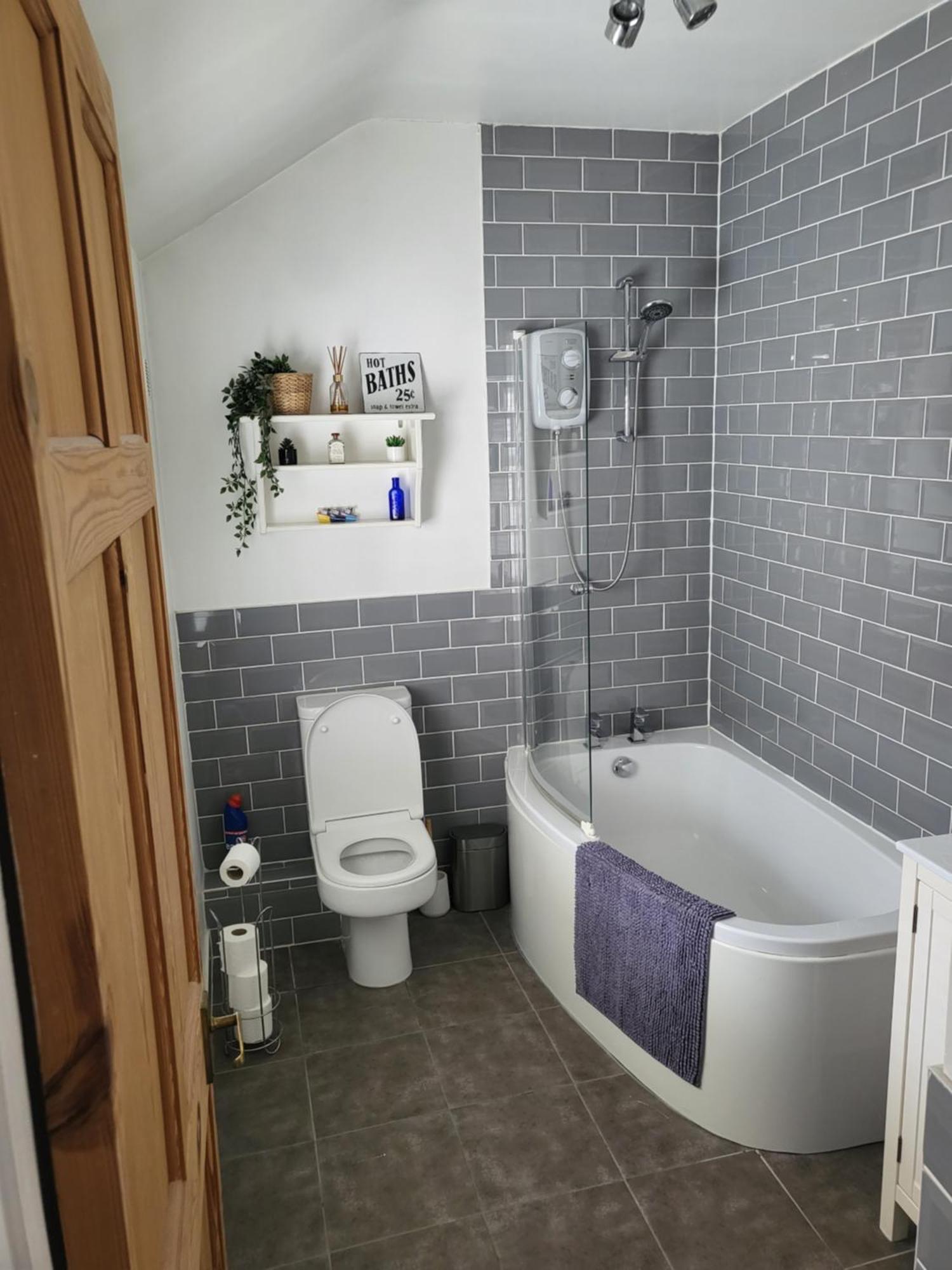 Town Centre House Close To Train Station And School * Rugby